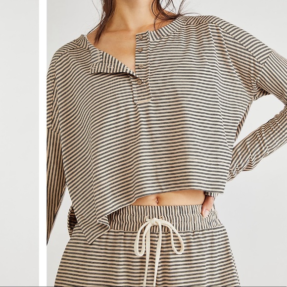 Free people set - Picture 2 of 2